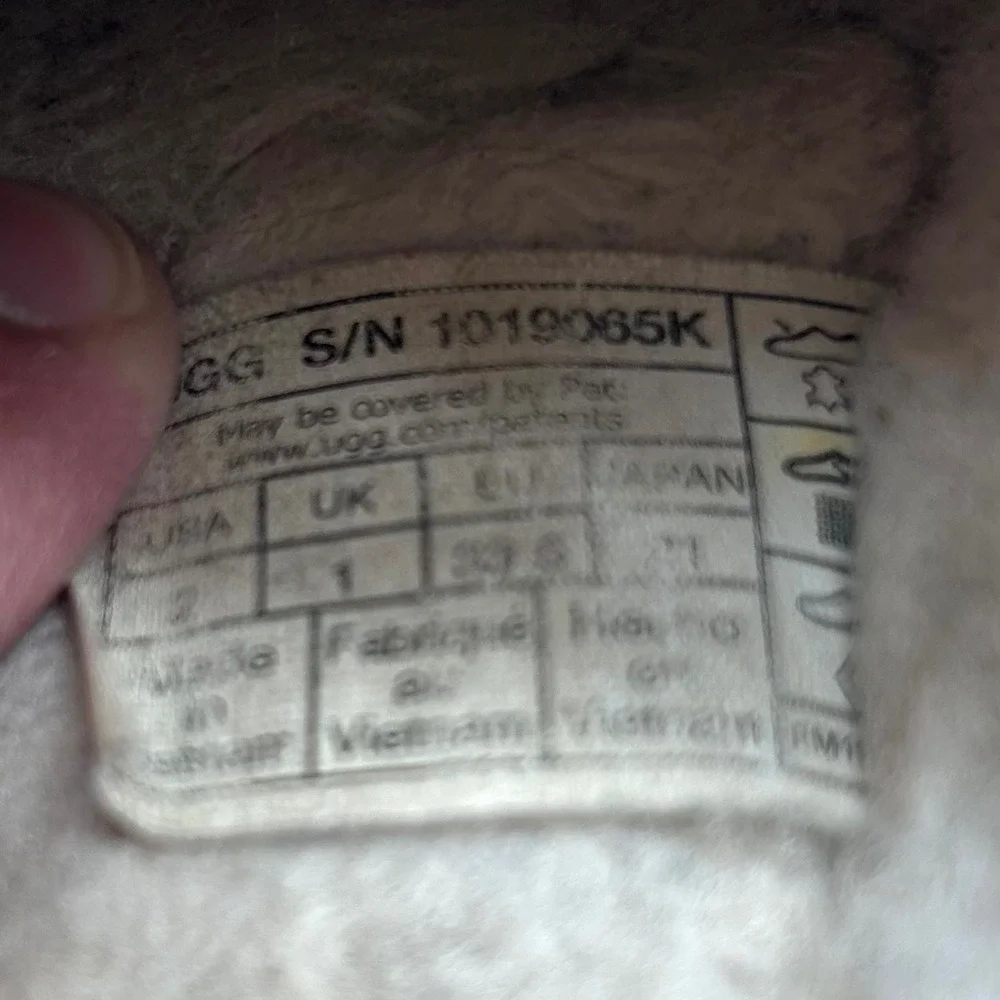 UGG Cozy II Slippers Kids 2 Chestnut Brown Suede Sheepskin Wool Slip On 1019065K